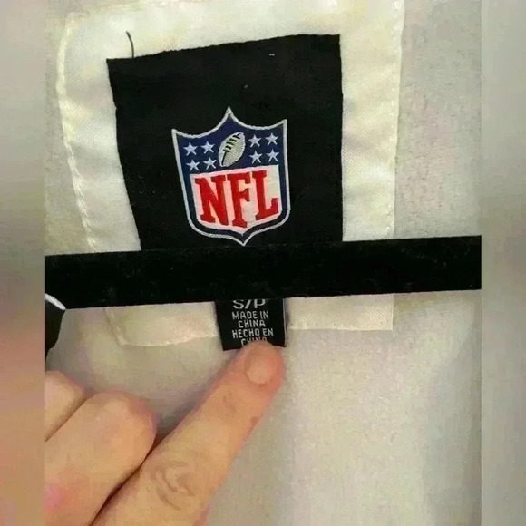 COPY - Arizona Cardinals Jacket Coat NFL Small, great Condition - Picture 5 of 15